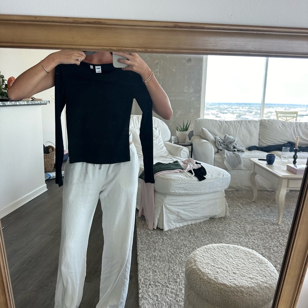 Aritzia Boatneck Long Sleeve Top